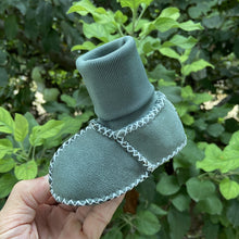 Load image into Gallery viewer, Warm Fur Baby Sock Shoes