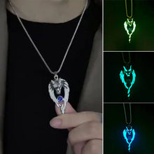 Load image into Gallery viewer, Glowing Wolf Necklace