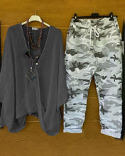 Load image into Gallery viewer, Fashion casual camouflage print two-piece set