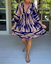 Load image into Gallery viewer, V neck three quarter sleeve dress