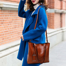 Load image into Gallery viewer, Classic Luxury Handbag