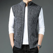 Load image into Gallery viewer, Men's Fleece Vest