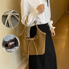 Load image into Gallery viewer, Women's Elegant Bow Decorated Shoulder Bag