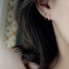 Load image into Gallery viewer, Minimalist Double Twist Earring