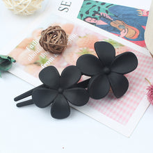 Load image into Gallery viewer, Vintage Floral Hair Clip for Women