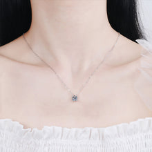 Load image into Gallery viewer, Women's Classic Pendant Necklace
