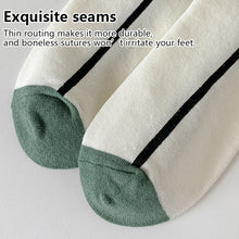 Load image into Gallery viewer, 3D Textured Floral Socks