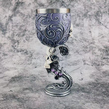 Load image into Gallery viewer, 3D carved vintage Champagne Glass