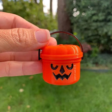 Load image into Gallery viewer, Pumpkin mini bucket