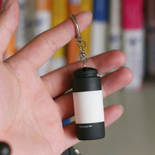 Load image into Gallery viewer, USB oppladbar mini nøkkelring lys