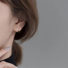 Load image into Gallery viewer, Minimalist Double Twist Earring
