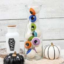 Load image into Gallery viewer, Halloween Monster Øyeballer i Filt