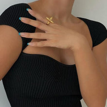 Load image into Gallery viewer, Four-Leaf Clover Ring