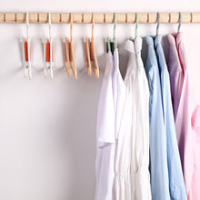 Load image into Gallery viewer, Portable Folding Clothes Hangers