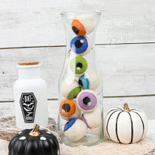 Load image into Gallery viewer, Halloween Felt Monster Eyeballs