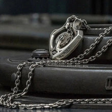 Load image into Gallery viewer, Mechanical Rotating Gear Pendant Necklace