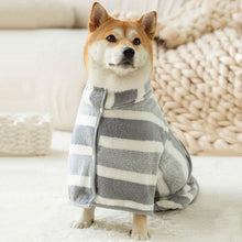 Load image into Gallery viewer, Striped Pattern Pet Bath Towel