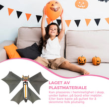 Load image into Gallery viewer, Morsomme Pranks Flyvende Flaggermus
