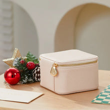 Load image into Gallery viewer, Leather Jewelry Boxes for Travel