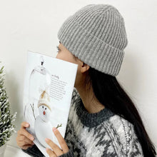 Load image into Gallery viewer, Unisex Knitted Autumn Winter Beanie Hat