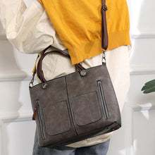 Load image into Gallery viewer, Ladies Vintage Leather Shoulder Bag