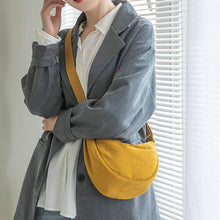 Load image into Gallery viewer, Simple Women Dumpling Crossbody Bag