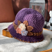 Load image into Gallery viewer, French Thicken Women's Flowers Knitted Woolen Hat