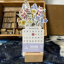 Load image into Gallery viewer, 2025 blomstrende skrivebordskalender