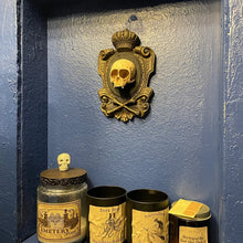 Load image into Gallery viewer, Hanging Skull Plaque