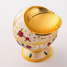 Load image into Gallery viewer, Vintage Portable Cigar Ashtray with Lid