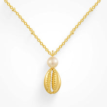Load image into Gallery viewer, Vintage Mermaid Pearl Shell Necklace