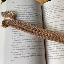 Load image into Gallery viewer, Crochet Dachshund Bookmark