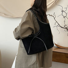 Load image into Gallery viewer, Women's Elegant Bow Decorated Shoulder Bag