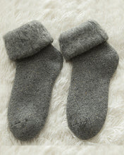 Load image into Gallery viewer, Women Warm And Cozy Winter Sleeping Socks