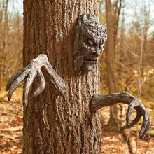 Load image into Gallery viewer, Spooky Living Tree Halloween Decoration