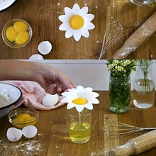 Load image into Gallery viewer, Flower Design Egg Separator