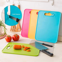 Load image into Gallery viewer, Plastic Chopping Board