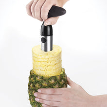 Load image into Gallery viewer, Hirundo Stainless Steel Pineapple Cutter