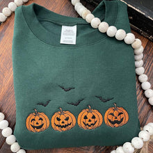 Load image into Gallery viewer, Vintage Pumpkin Embroidered Sweatshirt