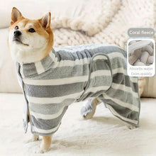Load image into Gallery viewer, Striped Pattern Pet Bath Towel