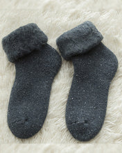 Load image into Gallery viewer, Women Warm And Cozy Winter Sleeping Socks