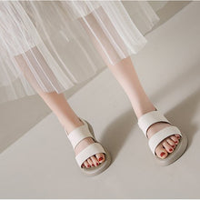 Load image into Gallery viewer, Thick Sole Women's Stylish Leather Sandals