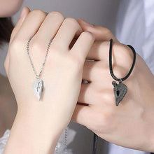 Load image into Gallery viewer, Love Style Necklace