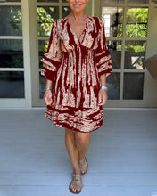 Load image into Gallery viewer, V neck three quarter sleeve dress