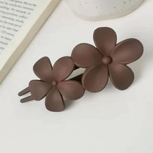 Load image into Gallery viewer, Vintage Floral Hair Clip for Women