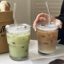 Load image into Gallery viewer, Glasskopp med sugerør og lokk
