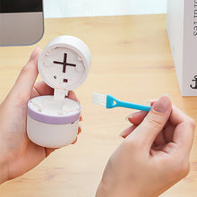 Load image into Gallery viewer, Portable Pill Cutter