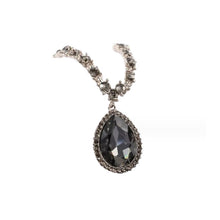 Load image into Gallery viewer, Super Sparkling Crystal Necklace
