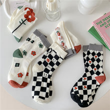 Load image into Gallery viewer, 3D Textured Floral Socks