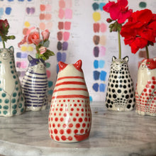 Load image into Gallery viewer, Polka Dot Cat Vase